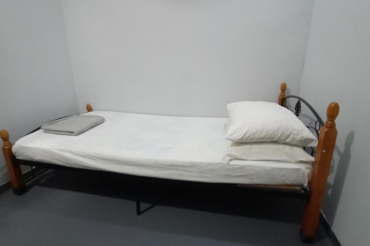 SPOT ON 89952 Sayang Selalu Guest House Malacca Bagian luar foto